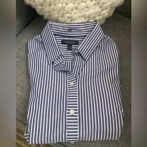 Banana Republic Fitted Button Down Shirt
